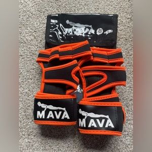 Mava Workout Gloves- NWOT